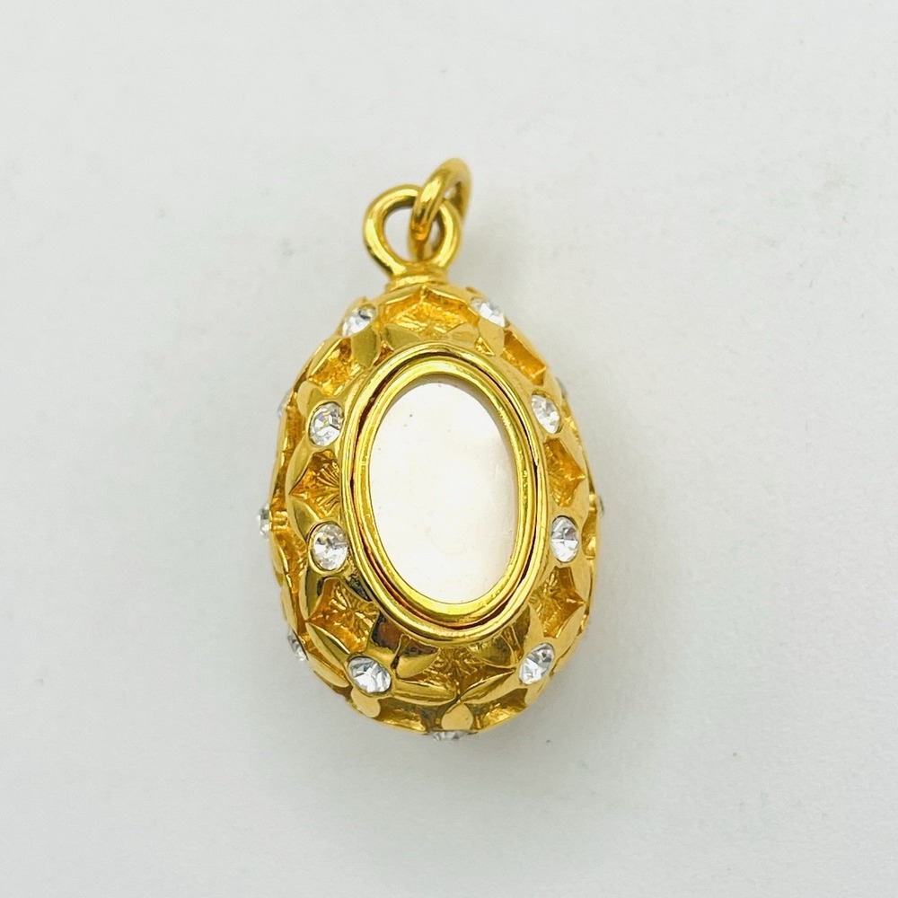 Vintage Joan Rivers Faberge Egg Pendant Photo Locket Heavy Crystals